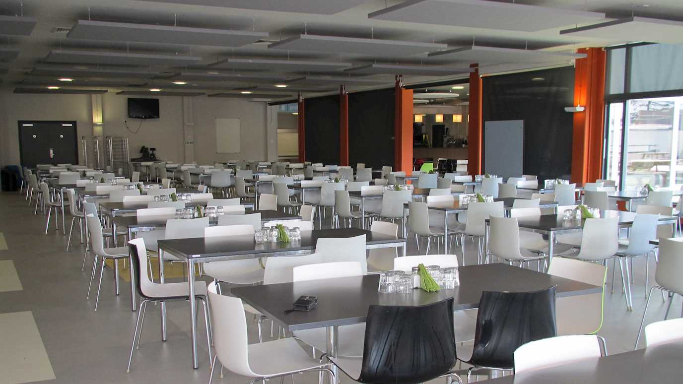 The Hub dining room: 