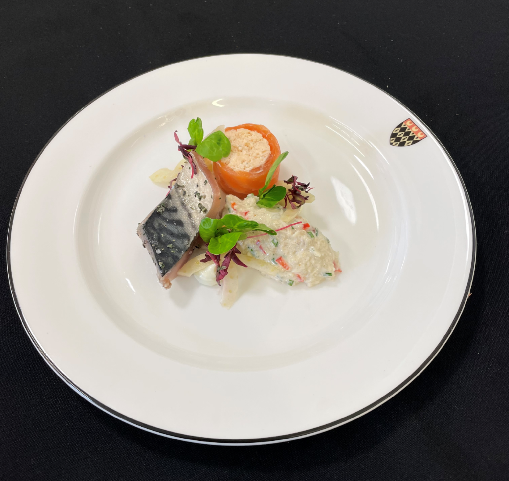 Trio of fish Dressed Cornish crab, cured mackerel and kiln smoked salmon with pickled fennel and wasabi